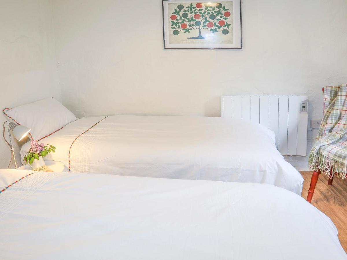 Ffrwd Cottage Bodorgan Luaran gambar
